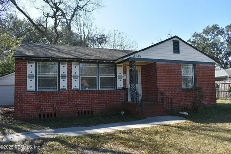 4748 Sefa Circle N Jacksonville FL 32210