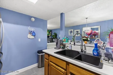 5548 Marathon Parkway Jacksonville FL 32244