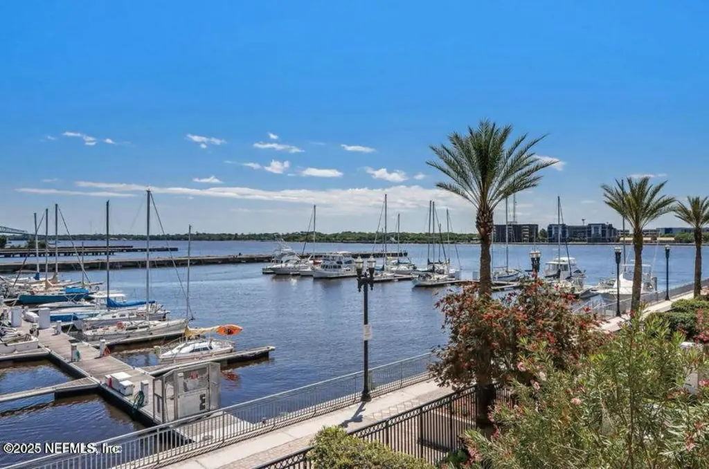 400 E Bay Street Jacksonville FL 32202