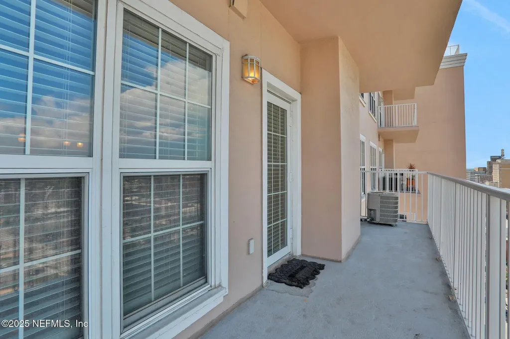 400 E Bay Street Jacksonville FL 32202