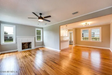 318 W 68th Street Jacksonville FL 32208