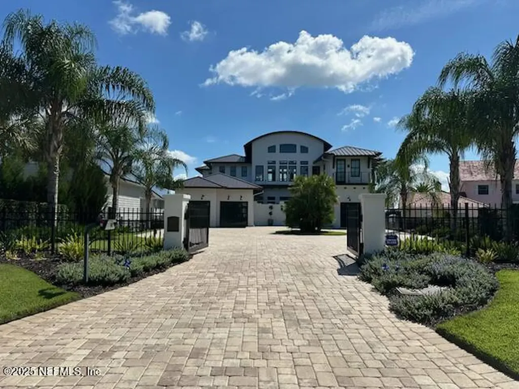 1831 Woodmere Drive Jacksonville FL 32210