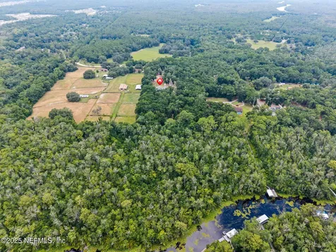 2933 Watkins Road Green Cove Springs FL 32043