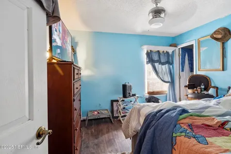 1942 Calusa Trail Middleburg FL 32068