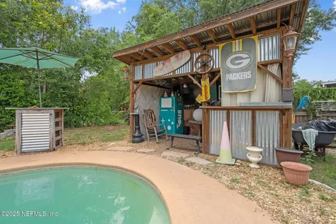 1942 Calusa Trail Middleburg FL 32068