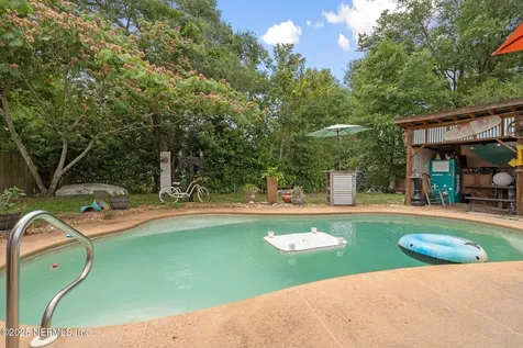 1942 Calusa Trail Middleburg FL 32068