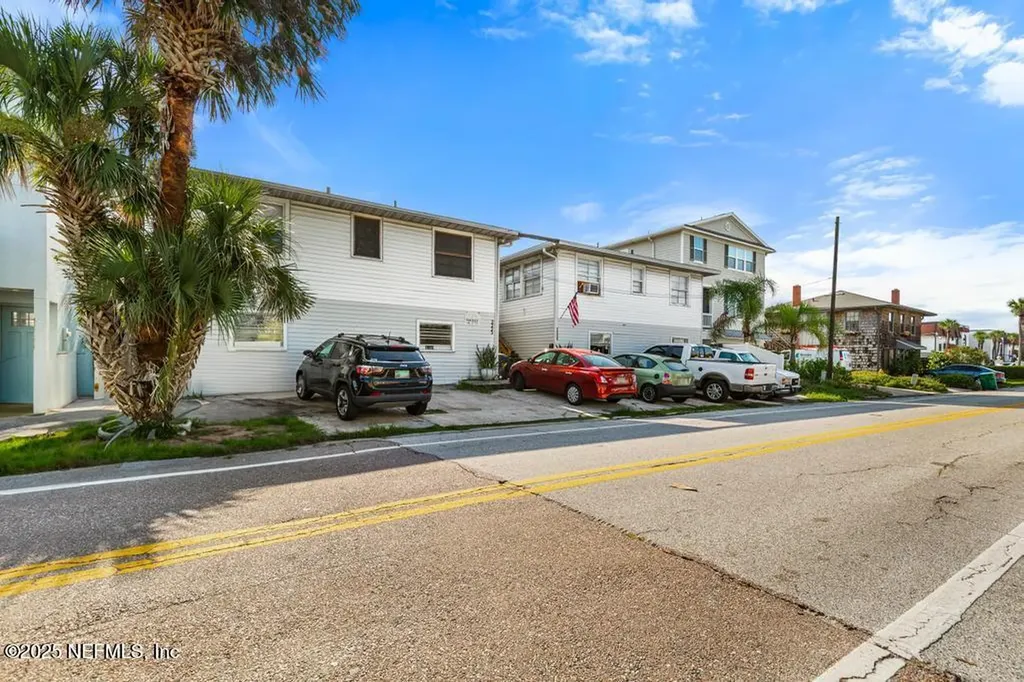 2223 2225 1st Street S Jacksonville Beach FL 32250