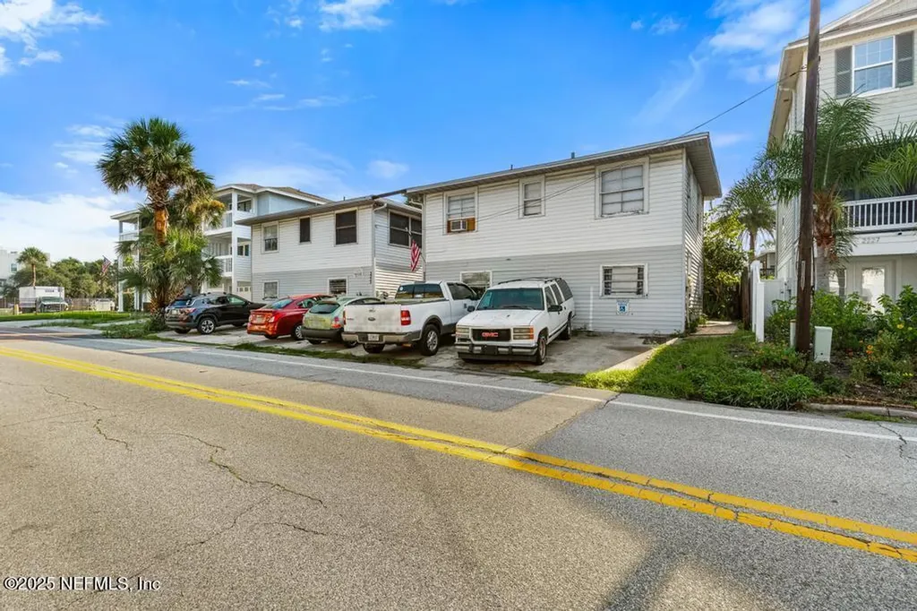 2223 2225 1st Street S Jacksonville Beach FL 32250