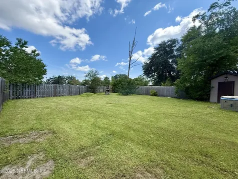 7041 Prestwick Circle N Jacksonville FL 32244