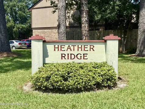7041 Prestwick Circle N Jacksonville FL 32244