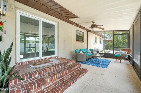6970 Hanson Drive N Jacksonville FL 32210