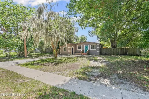 6773 Restlawn Drive Jacksonville FL 32208