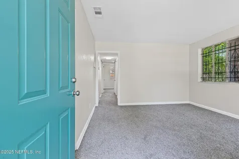 6773 Restlawn Drive Jacksonville FL 32208