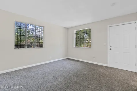 6773 Restlawn Drive Jacksonville FL 32208