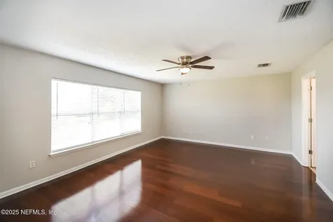 8333 Highgate Drive Jacksonville FL 32216