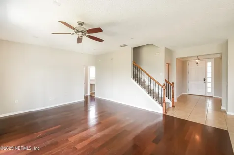 8333 Highgate Drive Jacksonville FL 32216