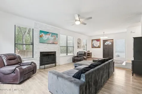 641 Nelson Drive Orange Park FL 32073