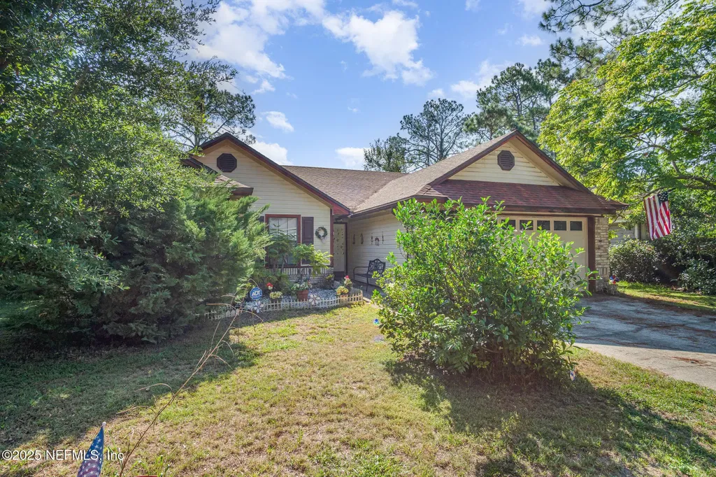 2157 Heath Green Place N Jacksonville FL 32246