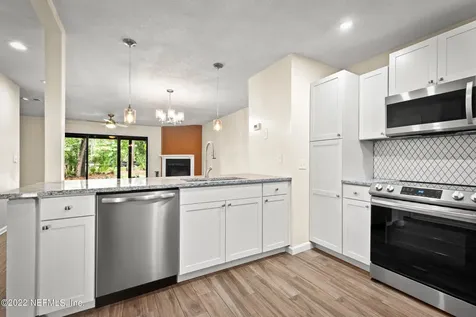 4118 Quiet Creek Lp Middleburg FL 32068