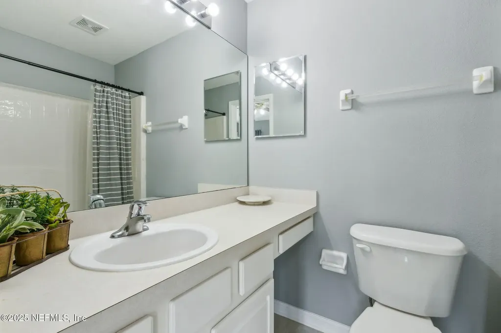 8416 Thornbush Court Jacksonville FL 32216
