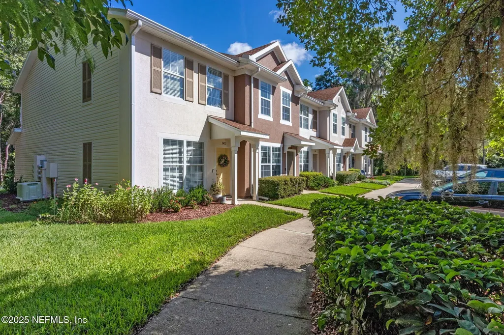 8416 Thornbush Court Jacksonville FL 32216