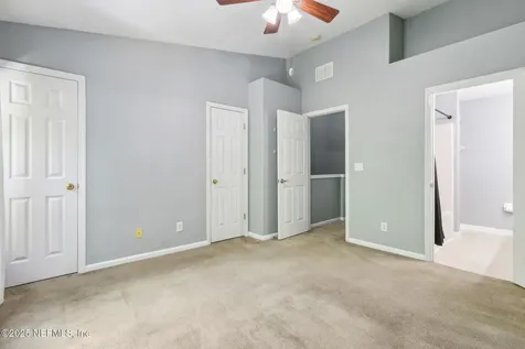 8416 Thornbush Court Jacksonville FL 32216