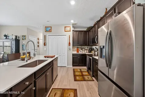 10302 Benson Lake Drive Jacksonville FL 32222
