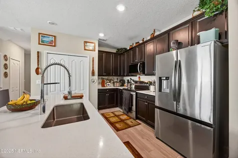 10302 Benson Lake Drive Jacksonville FL 32222