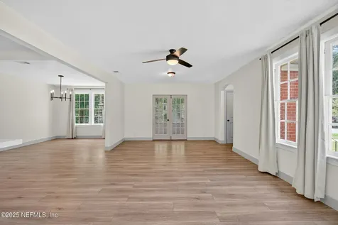 1519 Belmonte Avenue Jacksonville FL 32207