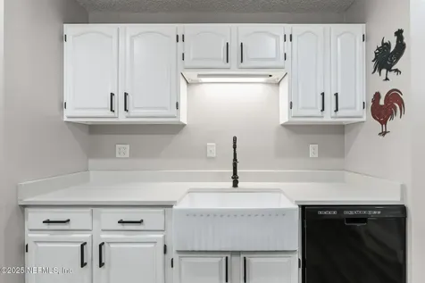 16445 Village Green Drive N Jacksonville FL 32234