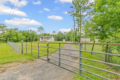 16445 Village Green Drive N Jacksonville FL 32234