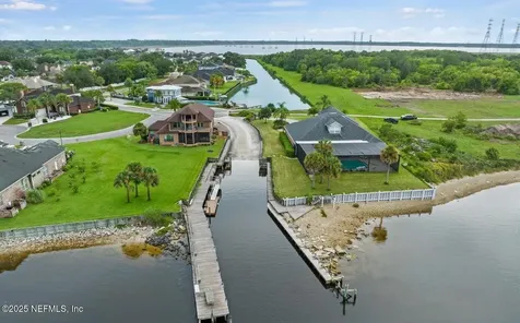 4786 Yacht Court Jacksonville FL 32225