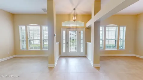 4786 Yacht Court Jacksonville FL 32225