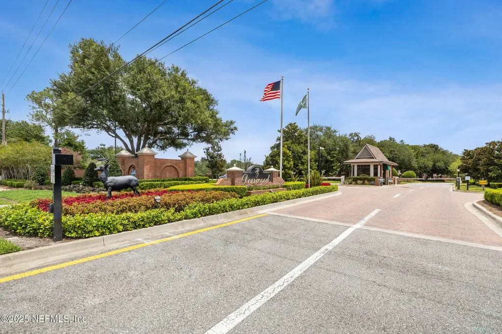 7838 Woodsdale Lane Jacksonville FL 32256
