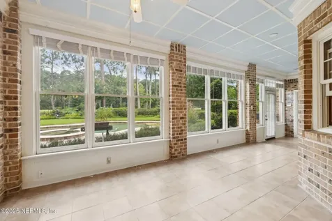 7838 Woodsdale Lane Jacksonville FL 32256