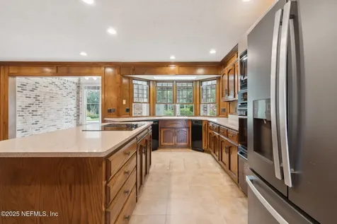 7838 Woodsdale Lane Jacksonville FL 32256