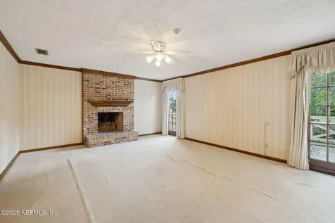 7838 Woodsdale Lane Jacksonville FL 32256