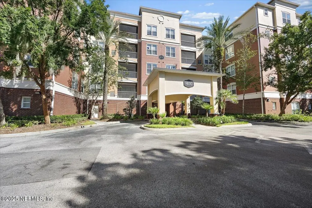 4480 Deerwood Lake Parkway Jacksonville FL 32216