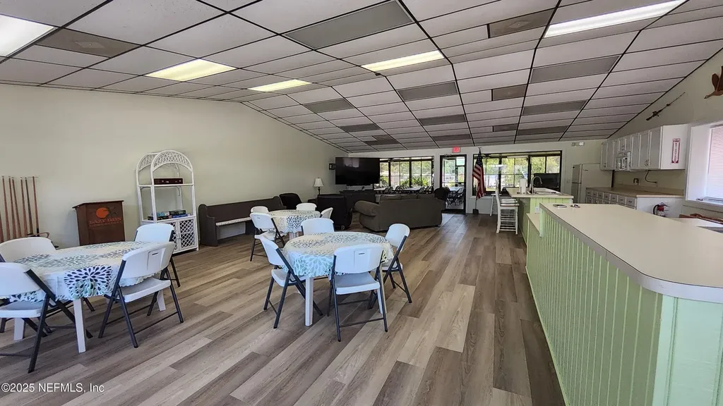 1074 Front Street #50b Street Welaka FL 32193