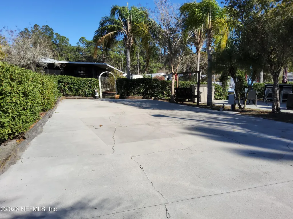 1074 Front Street #50b Street Welaka FL 32193