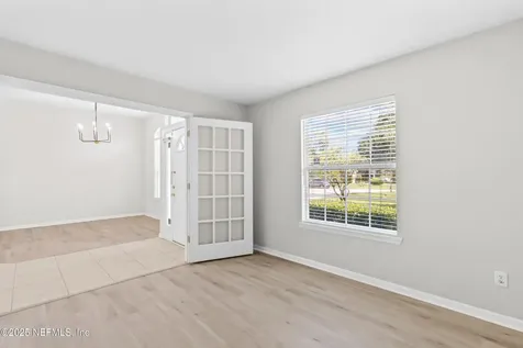 5586 Loon Lake Court Jacksonville FL 32258
