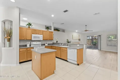 5586 Loon Lake Court Jacksonville FL 32258