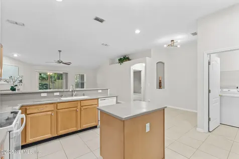 5586 Loon Lake Court Jacksonville FL 32258