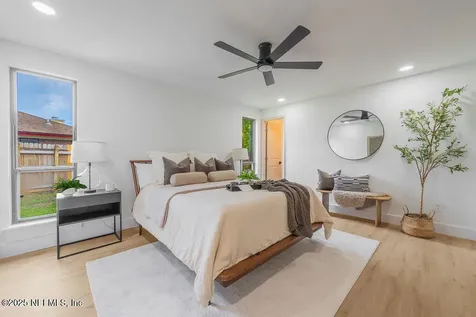 8618 Boxberry Lane Jacksonville FL 32244