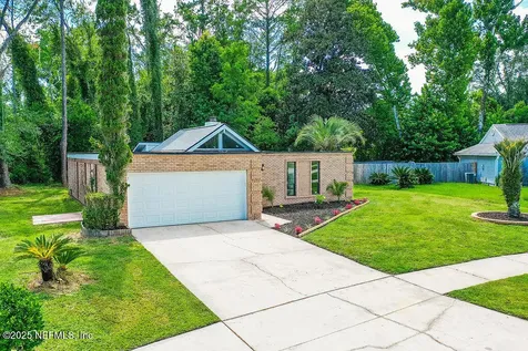 8618 Boxberry Lane Jacksonville FL 32244