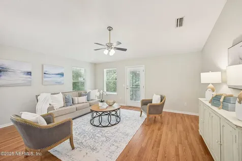 7713 Lookout Point Drive Jacksonville FL 32210