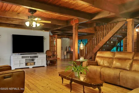 432 Branscomb Road Green Cove Springs FL 32043