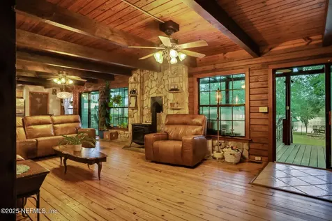 432 Branscomb Road Green Cove Springs FL 32043