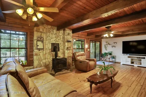 432 Branscomb Road Green Cove Springs FL 32043