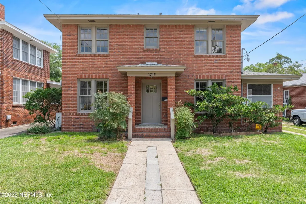 1745 Belmonte Avenue Jacksonville FL 32207